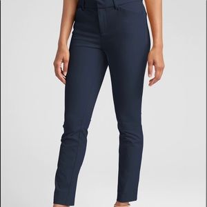GAP signature skinny ankle pants